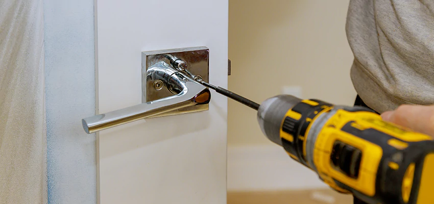 After-hours Locksmith  For Lock Troubleshooting in La Mirada, California