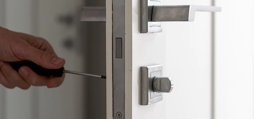 Key Programming Locksmith Open Now in La Mirada, California
